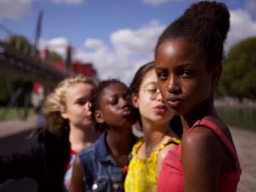 Visuel - Mignonnes - Groupe